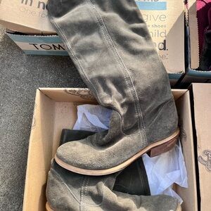 BORN Gray Suede Boots